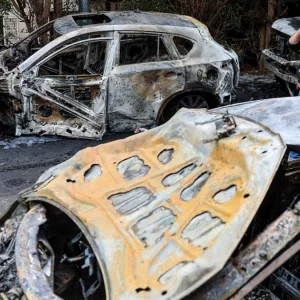 যুক্তরাষ্ট্র-ইসরায়েলের যৌথ বিমান হামলায় নিহত ৬