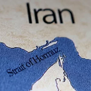 হরমুজ প্রণালি নিয়ন্ত্রণে তিন কারণে এগিয়ে থাকবে ইরান