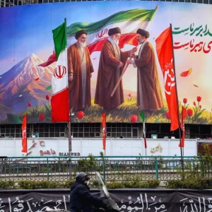 যুদ্ধের মধ্যেও প্রতিদিন ১৩৯ মিলিয়ন ডলার আয় করছে ইরান