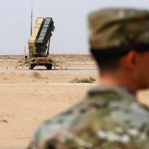 সৌদি আরবে বিমানঘাঁটিতে ইরানের হামলায় ১২ মার্কিন সেনা আহত