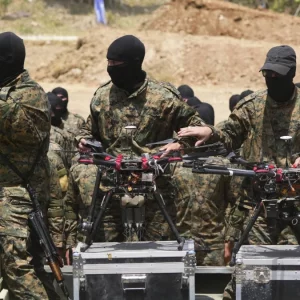 ইসরায়েলে ২৪ ঘণ্টায় ১০৩টি সামরিক অভিযান চালিয়েছে হিজবুল্লাহ