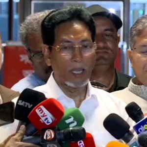 তেল সরবরাহে সংকট নেই, মজুতকারীদের বিরুদ্ধে অভিযান হবে: চিফ হুইপ