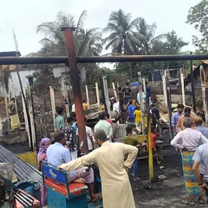 সীতাকুণ্ডে খামারে আগুন, ২৩টি গরু-ছাগল পুড়ে ছাই