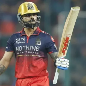 কোহলির দুর্দান্ত ব্যাটিংয়ে বেঙ্গালুরুর দাপুটে জয়