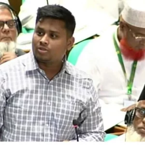 নিয়মের বেড়াজালে আমাকেও কখনো কখনো আটকে দেওয়া হয়: সংসদে হাসনাত