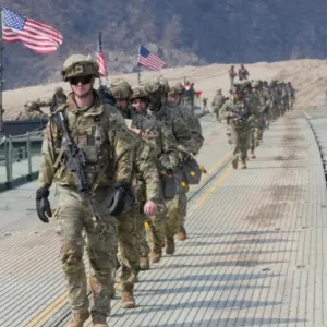 ইরানে স্থল অভিযান যুক্তরাষ্ট্রের জন্য আত্মঘাতী হতে পারে, বিশেষজ্ঞদের সতর্কবার্তা