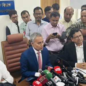 ঈদযাত্রা আগের যেকোনো সময়ের চেয়ে বেশি স্বস্তিদায়ক হয়েছে বললেন মন্ত্রী