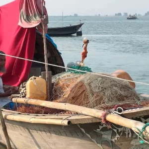 ডিজেলের অভাবে চলছে না নৌকা, বিপাকে শারীয়তপুরের হাজারো জেলে