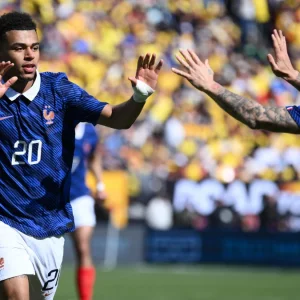 ১১ পরিবর্তন নিয়ে কলম্বিয়াকে ৩-১ গোলে হারাল ফ্রান্স