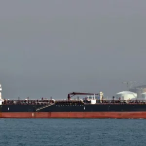 মালয়েশিয়া থেকে ৩০ হাজার টন ডিজেল নিয়ে চট্টগ্রামে ট্যাংকার জাহাজ