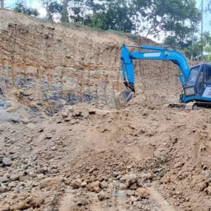 মিরসরাইয়ে পাহাড় কাটায় অর্ধ লাখ টাকা জরিমানা