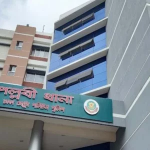 পল্লবীতে পরিত্যক্ত ভবন থেকে উদ্ধার পুলিশের লুট হওয়া অস্ত্র