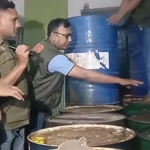 মেহেরপুরে ব্যবসায়ীর বাড়িতে মিললো ৫ হাজার লিটার ডিজেল