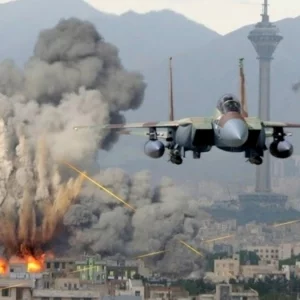 ‘অপারেশন রোরিং লায়ন’: ইরানে ১ মাসে ৮০০ দফা বিমান হামলা চালিয়েছে ইসরায়েল