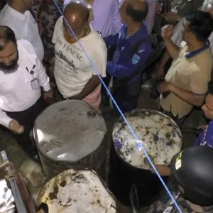 নারায়ণগঞ্জে অবৈধভাবে মজুত ৪ হাজার ৪৮০ লিটার ডিজেল জব্দ, যুবকের কারাদণ্ড