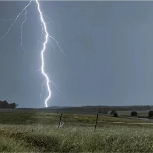 হবিগঞ্জে বজ্রপাতে কৃষকের মৃত্যু, আহত ৩
