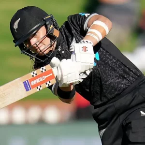 অধিনায়কের বীরত্বে বিশ্বরেকর্ড গড়ে জিতলো নিউজিল্যান্ড