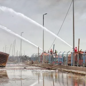 ইরানের বন্দর আব্বাসে মার্কিন-ইসরায়েলি বিমান হামলা