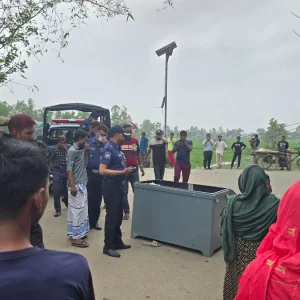 শেরপুরে কাপড়ের ট্রাঙ্ক থেকে অজ্ঞাত নারীর মরদেহ উদ্ধার