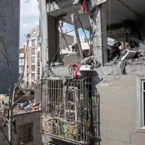 ইরানে ১৬ হাজার যুদ্ধাস্ত্র দিয়ে চার হাজার লক্ষ্যবস্তুতে ইসরায়েলের হামলা 