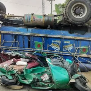 ঢাকা-চট্টগ্রাম মহাসড়কে একই দিনে ঝরলো ৭ প্রাণ