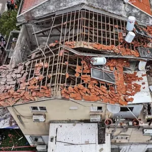 ইসরায়েলের মধ্যাঞ্চলে ১১টি ক্ষেপণাস্ত্র ছুড়েছে ইরান