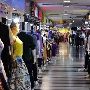 রাত ৮টার মধ্যে দেশের সকল দোকান-শপিংমল বন্ধের সিদ্ধান্ত