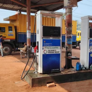 সিলেটে অনির্দিষ্টকালের জন্য সব পেট্রোল পাম্প বন্ধ ঘোষণা