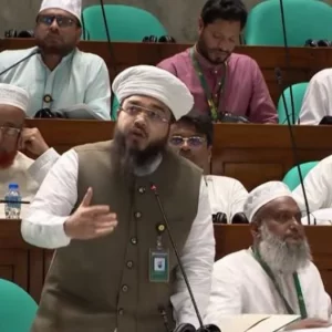 ‘জঙ্গি এমপি’ ডাকায় সংসদে বিচার চাইলেন হানজালা