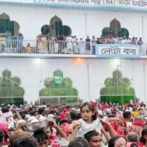 অনুমতি ছাড়া শুরু হওয়া ‘লেংটার মেলা’ দুই দিন পরেই বন্ধ