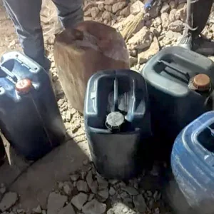 নিলামে ৮০ টাকায় জ্বালানি তেল কিনে ২৫০ টাকায় বিক্রি, ধরা হাতেনাতে