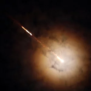 ইরানের ক্ষেপণাস্ত্র-ড্রোন হামলার জবাব দিচ্ছে কুয়েত 