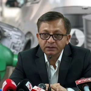 জ্বালানি নিয়ে আতঙ্কের কিছু নেই, পরিস্থিতি স্বাভাবিক: বাণিজ্যমন্ত্রী