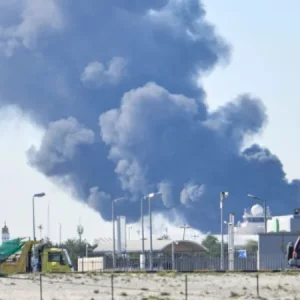 কুয়েতের বিদ্যুৎকেন্দ্র ও পানি শোধনাগারে হামলা চালিয়েছে ইসরায়েল