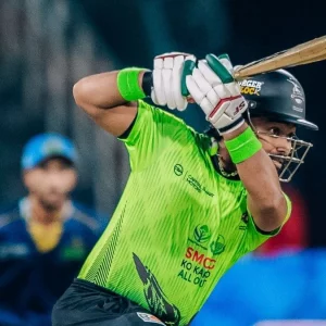 পারভেজের ঝড়ো ব্যাটিংয়ের পর মোস্তাফিজের দুই উইকেট, লাহোরের সহজ জয়