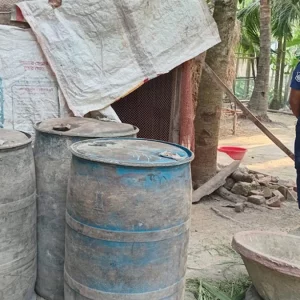 ইউপি সদস্যের বাড়িতে জব্দ হাজার কেজি সরকারি চাল, ভাইয়ের খামারে ডিজেল