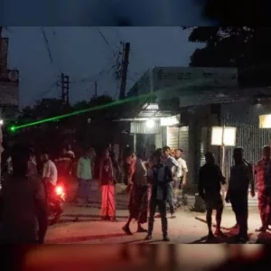 মাইকিং করাকে কেন্দ্র করে ভাঙ্গায় টর্চলাইট জ্বালিয়ে ৪ গ্রামবাসীর রক্তক্ষয়ী সংঘর্ষ