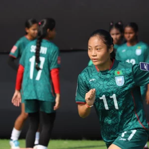 চীনের মহাপ্রাচীর ভাঙার মিশন