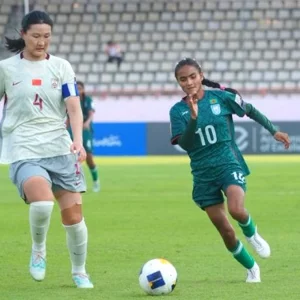 চীনের বিপক্ষে লড়াই করে হারলো বাংলাদেশ