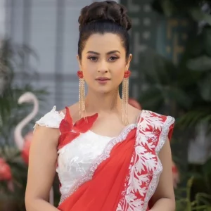 গুঞ্জনে ‘ঘি’ ঢাললো বুবলীর নতুন ছবি