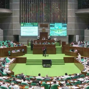 সরকারি চাকরিতে প্রবেশের নতুন বয়স নির্ধারণ