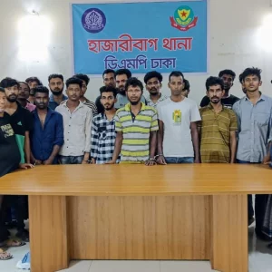 রাজধানীতে পুলিশের অভিযানে মাদকসহ গ্রেপ্তার ২৪