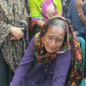 বিদ্যুৎস্পৃষ্ট মামাকে বাঁচাতে গিয়ে প্রাণ গেল ভাগ্নেরও 