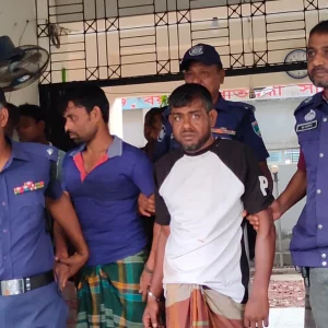 ভারতে পাচারের সময় ৮ বাংলাদেশি উদ্ধার, দালালচক্রের দুই সদস্য আটক