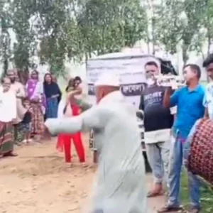 প্রচার শেষ মঙ্গলবার, ভোটারদের দ্বারে দ্বারে প্রার্থীরা