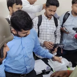 অতিরিক্তি দামে গ্যাস সিলিন্ডার বিক্রি, ৩ লাখ টাকা জরিমানা 