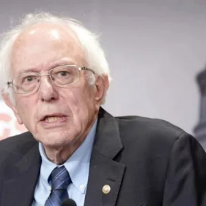 ট্রাম্প ‘মানসিক ভারসাম্যহীন’ ব্যক্তির মতো কথা বলছেন: মার্কিন সিনেটর