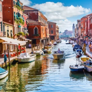 ভেনিসে প্রবেশ ফি চালুর সিদ্ধান্ত ইতালির