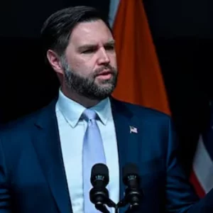 সময়সীমা শেষ হওয়ার আগে ‘ব্যাপক আলোচনা ও দরকষাকষি’ চলছে: জেডি ভ্যান্স