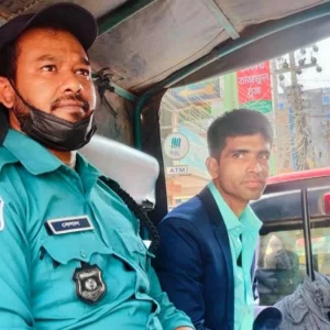 প্রেমিকাকে এএসপি পরিচয় দেন রাজমিস্ত্রি, কার্ড বানাতে গিয়ে ধরা